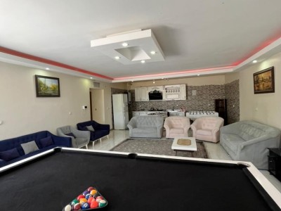 ویلا با استخر آبگرم، بیلیارد و فوتبال دستی