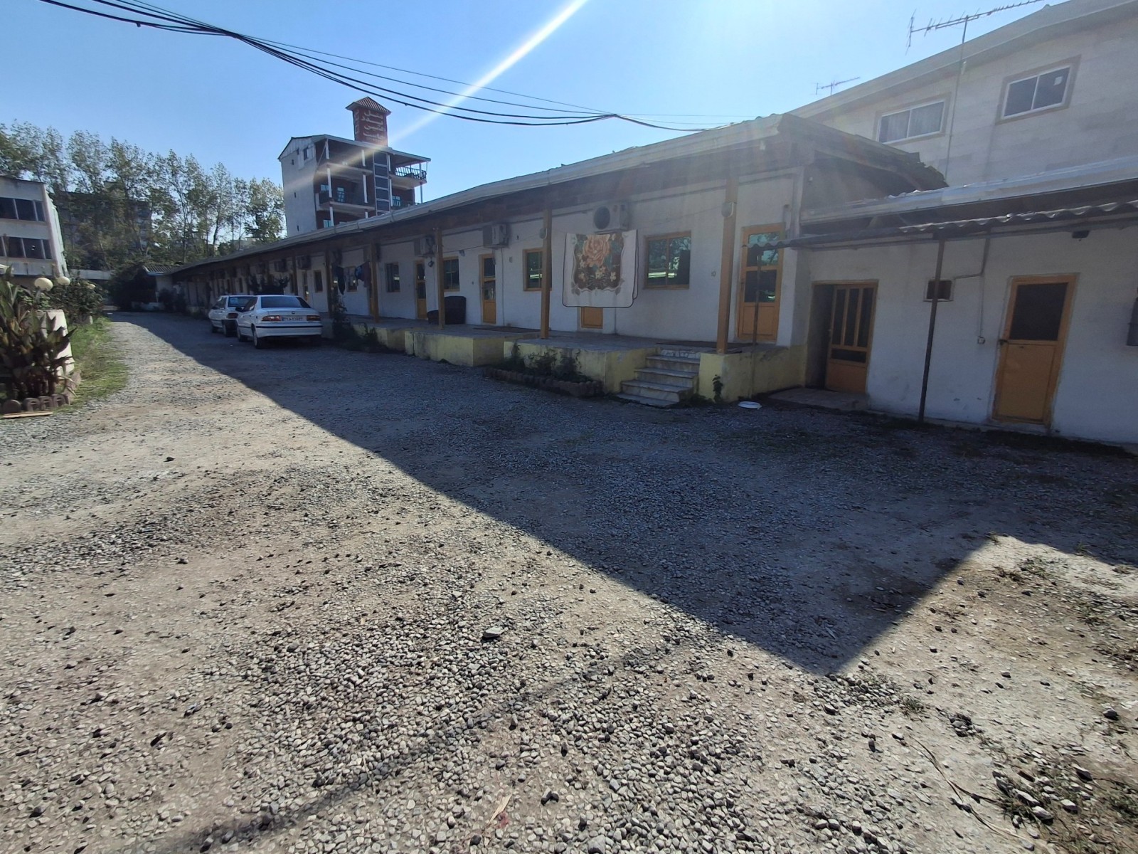 پارکینگ رو باز