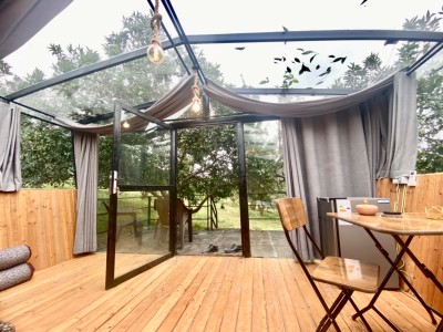 کلبه شیشه‌ای پانا