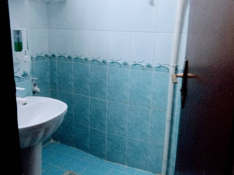 سرویس بهداشتی اتاق ۱۰۶