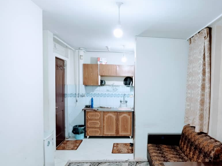 آشپزخانه اتاق ۱۰۵ آشپزخانه اتاق ۱۰۵