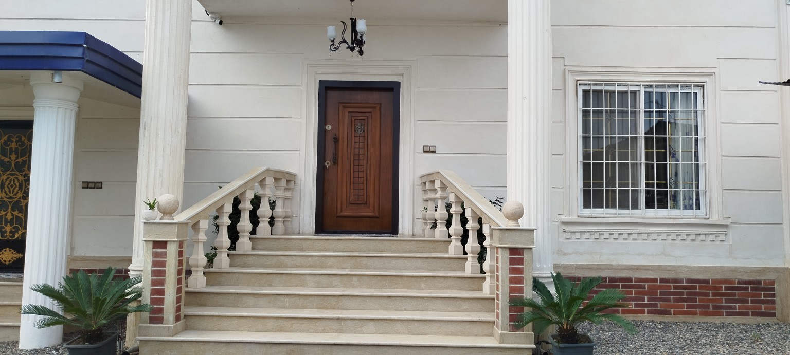 ورودی اقامتگاه