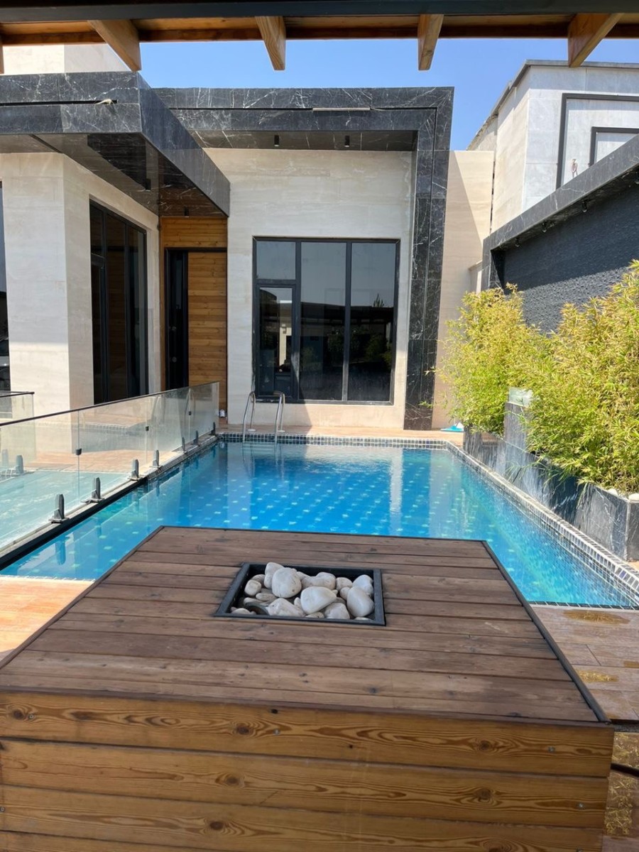 استخر استخر