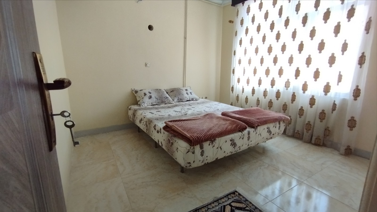 اتاق‌خواب ۱