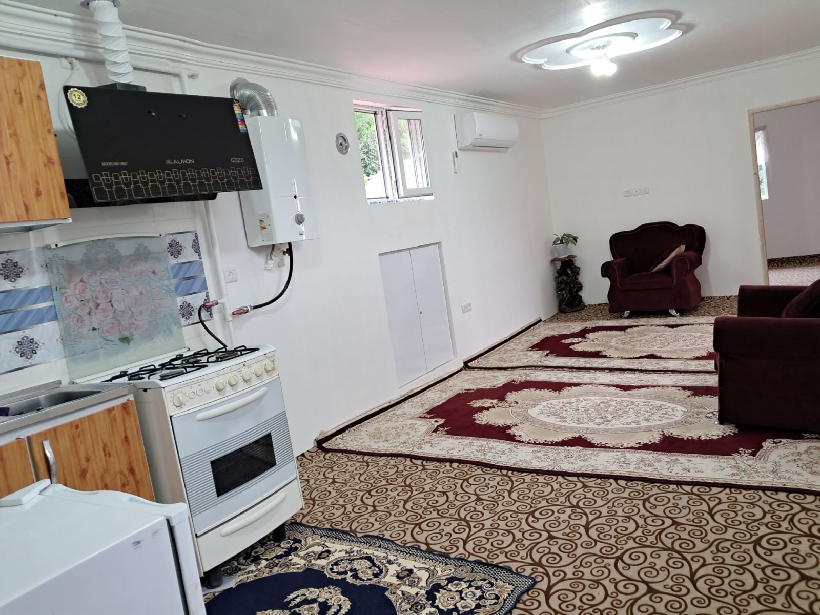 اتاق پذیرایی و آشپزخانه اتاق پذیرایی و آشپزخانه