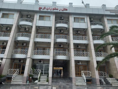 سوئیت ۳۰۲ ترنج