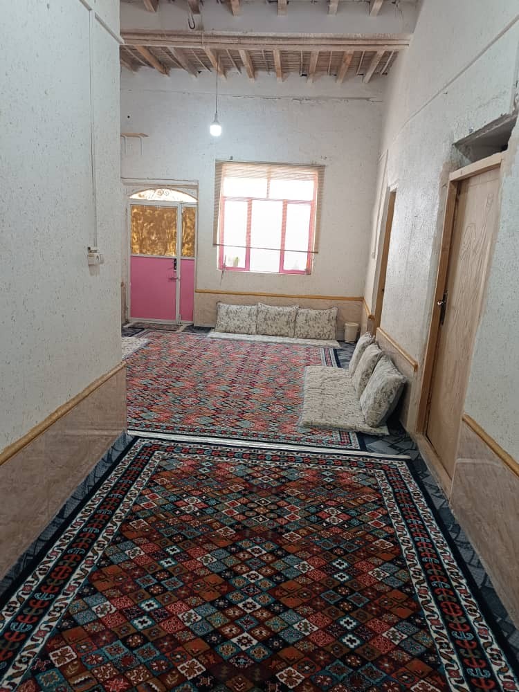 اتاق پذیرایی (فضای مشاء)