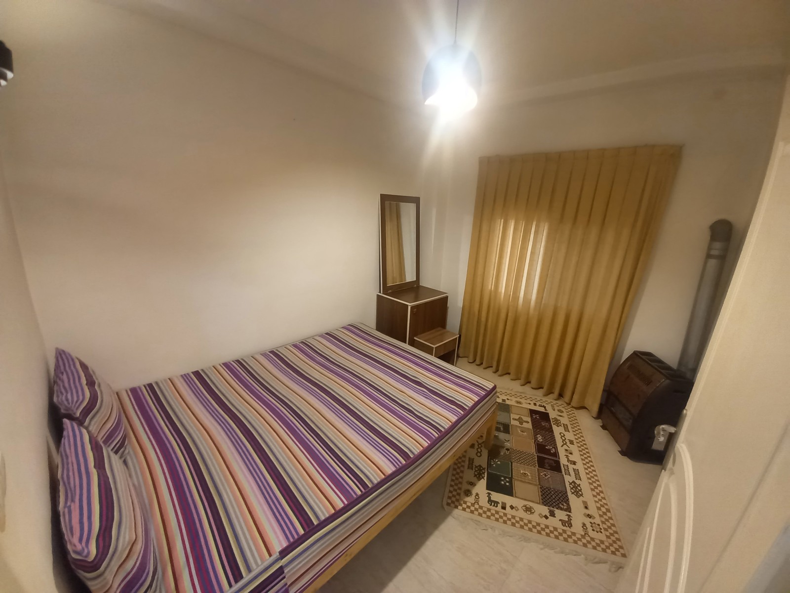 اتاق غیر مستر اتاق غیر مستر