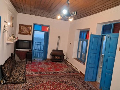 ویلای سنتی با چشم انداز "360 درجه"