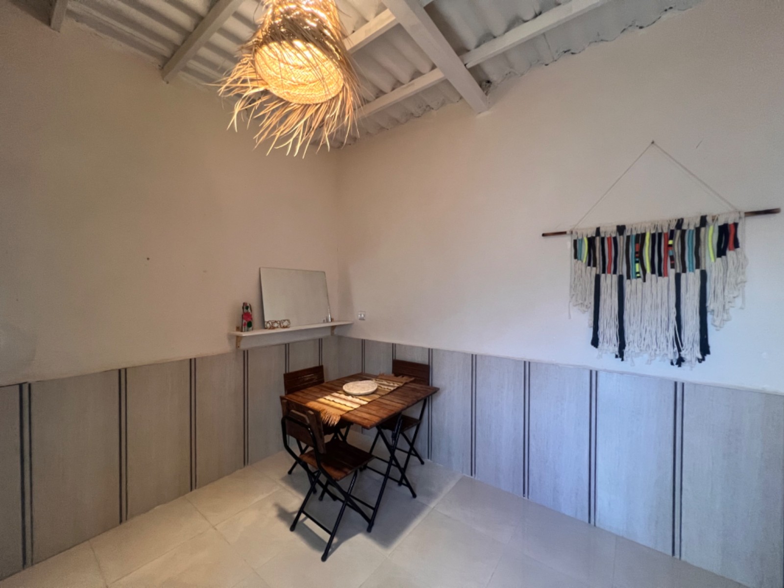 میز ناهارخورری میز ناهارخورری