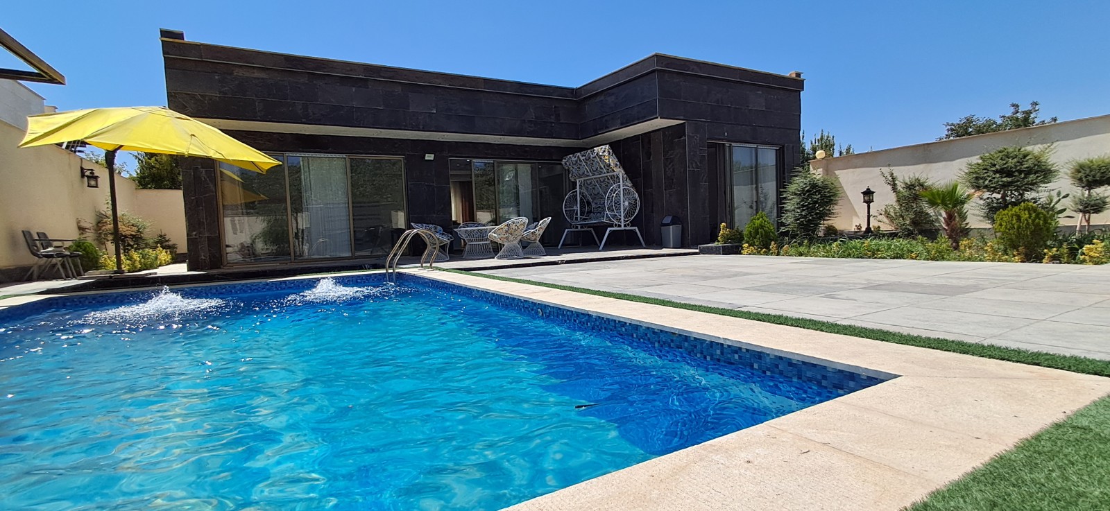 استخر استخر