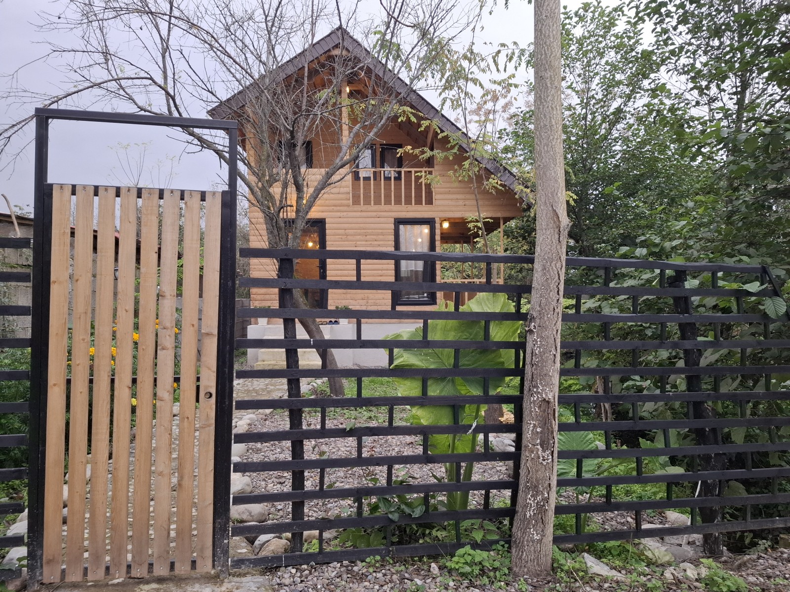 ورودی اقامتگاه