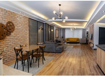 بهشتی 110 متر ۱ خواب جکوزی‌دار (VIP)