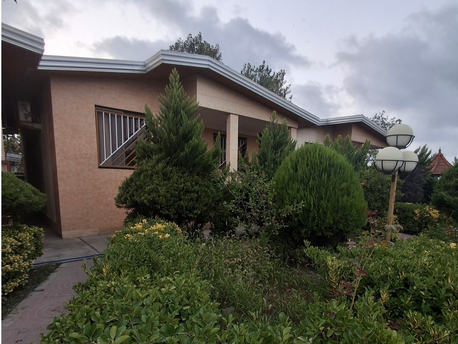 نمای ساختمان