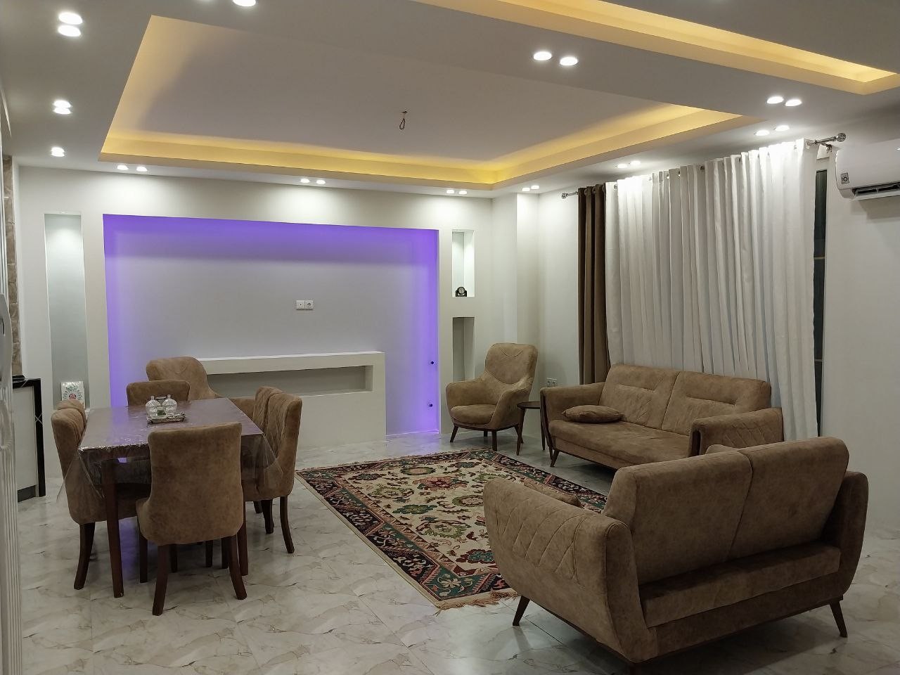 اتاق پذیرایی