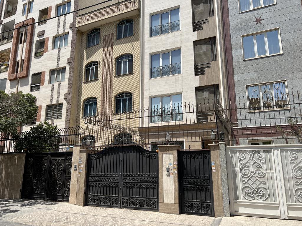 نمای ساختمان