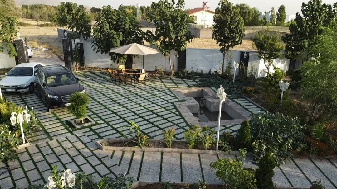 حیاط