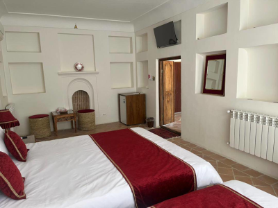 اقامتگاه سنتی درجه یک ارغوان (خانه تاریخی قاجاری) "اتاق گوشواره سوم"