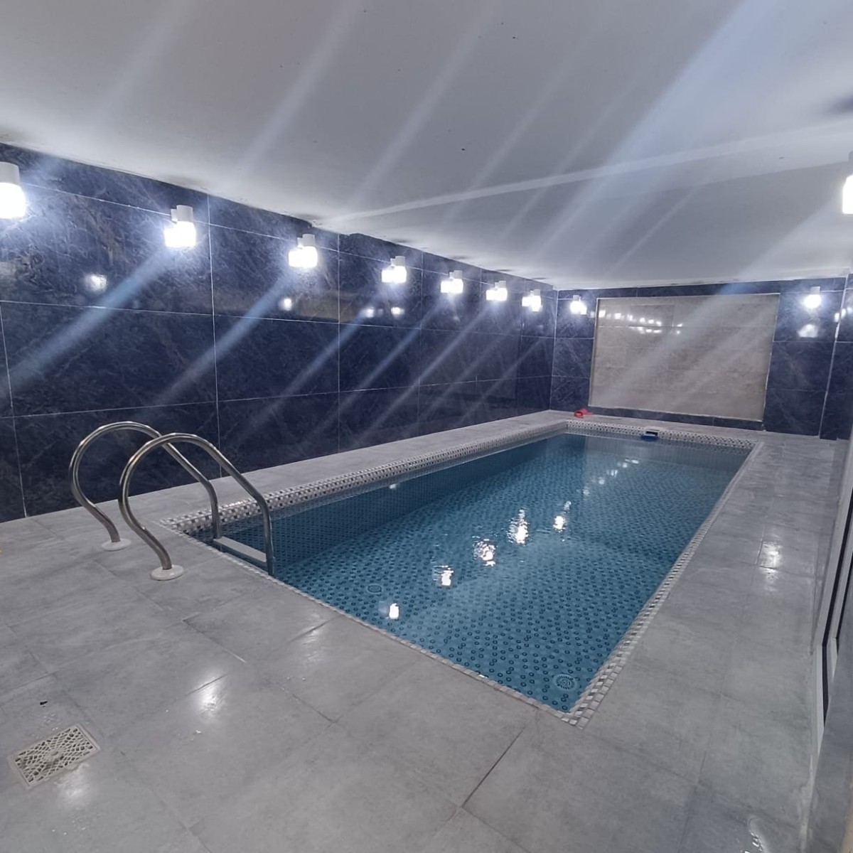 استخر استخر