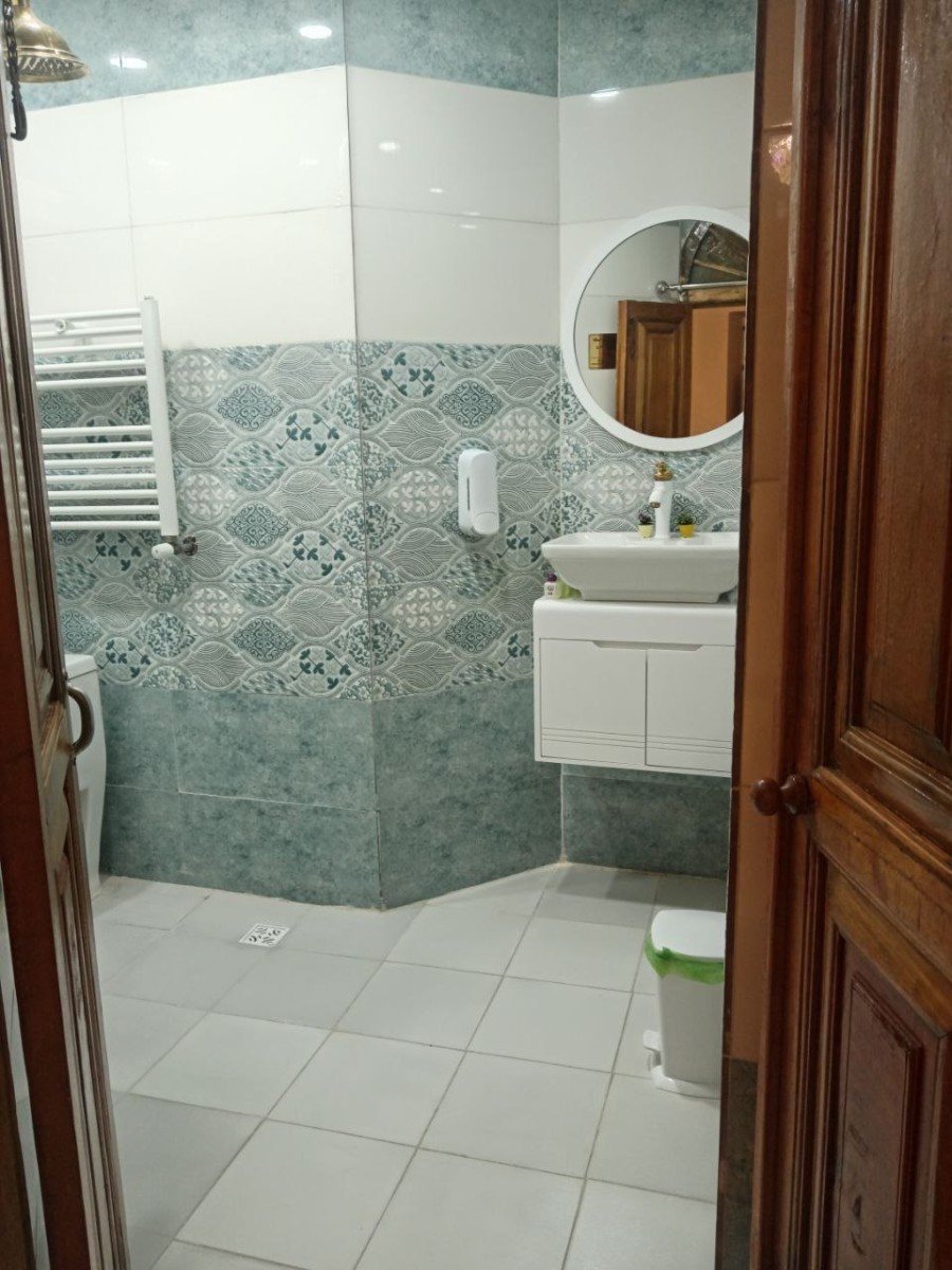 سرویس بهداشتی و حمام