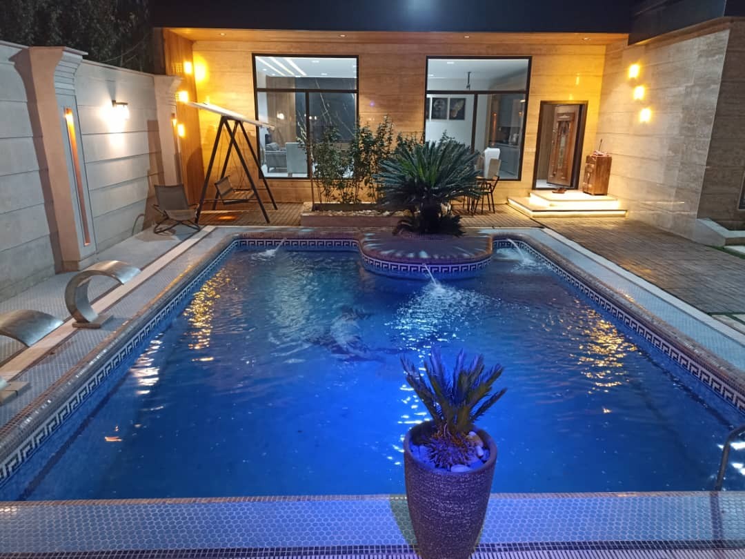 استخر استخر