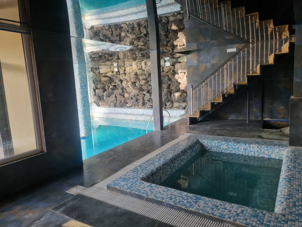 استخر استخر