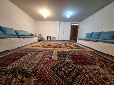 اقامتگاه باغ آیین زینت اتاق هنر