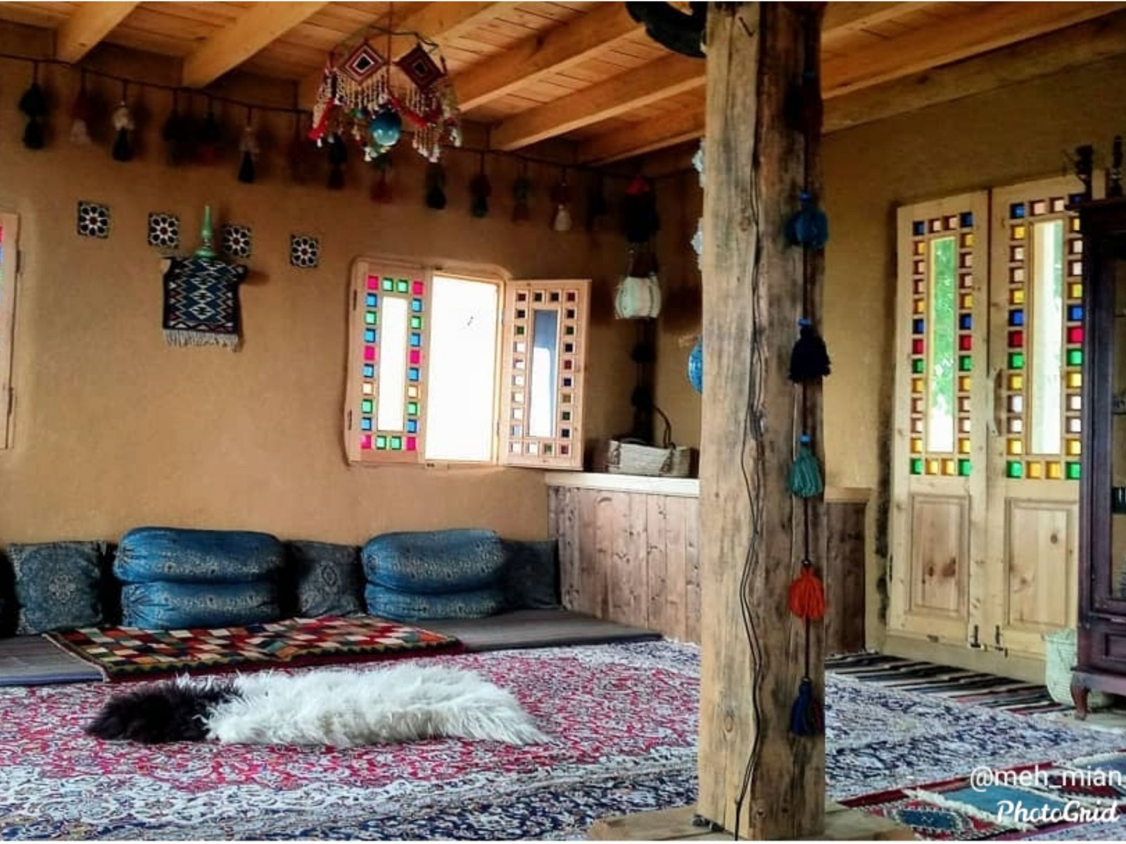 پذیرایی پایین پذیرایی پایین