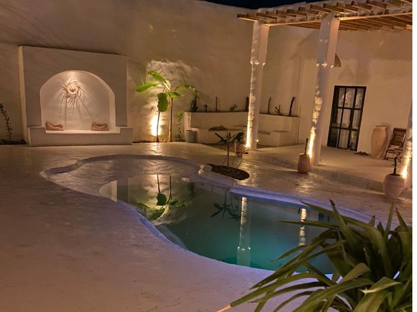 استخر استخر