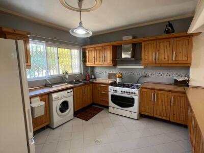 ویلای پنج خوابه با میز بیلیارد ویلای پنج خوابه با میز بیلیارد