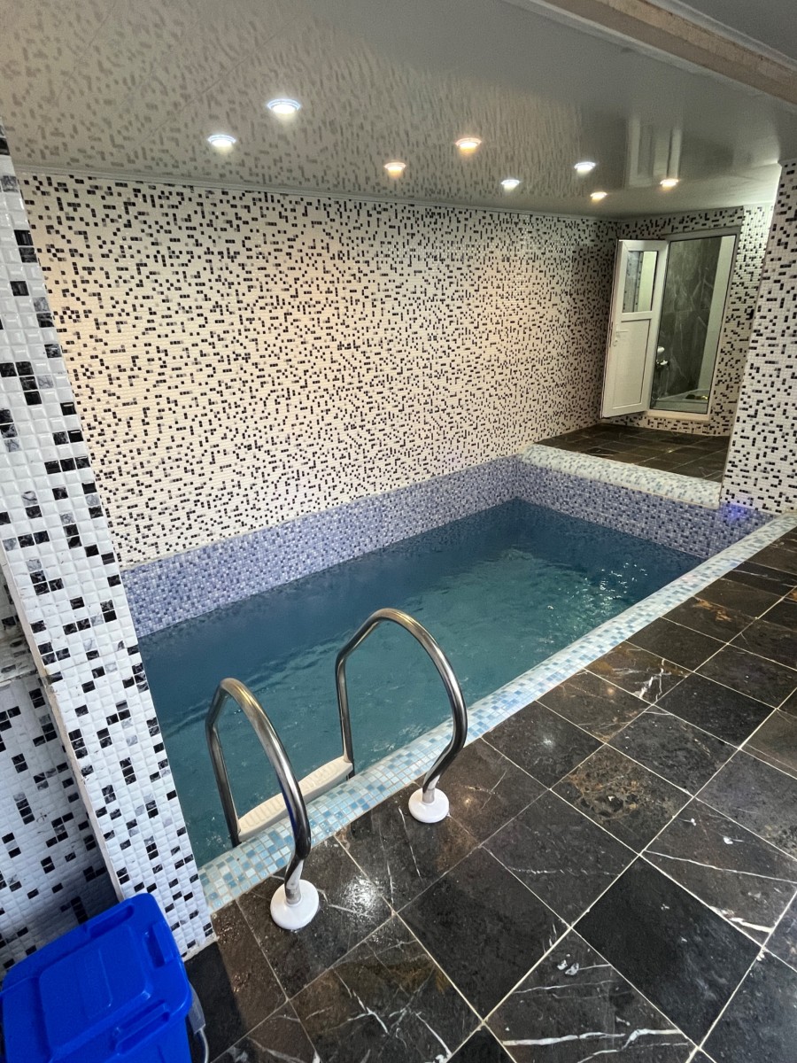 استخر استخر