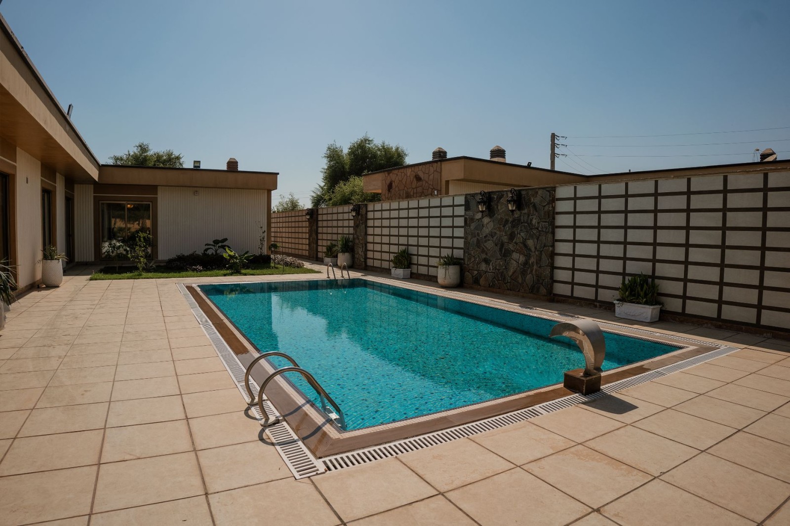 استخر استخر