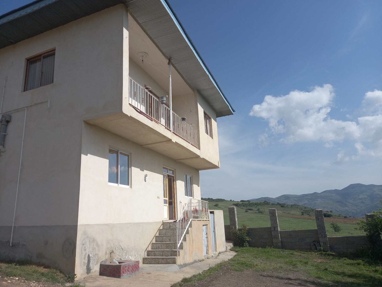 نمای ساختمان