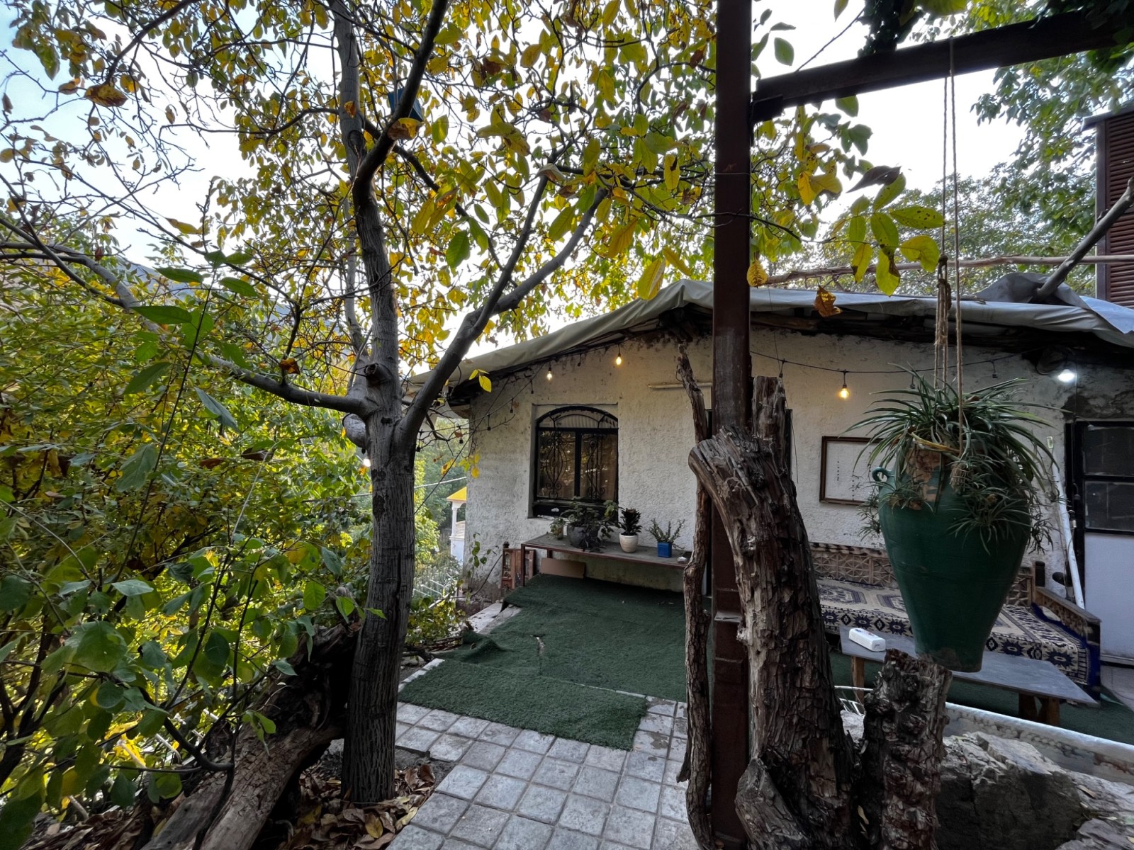 ورودی اقامتگاه ورودی اقامتگاه