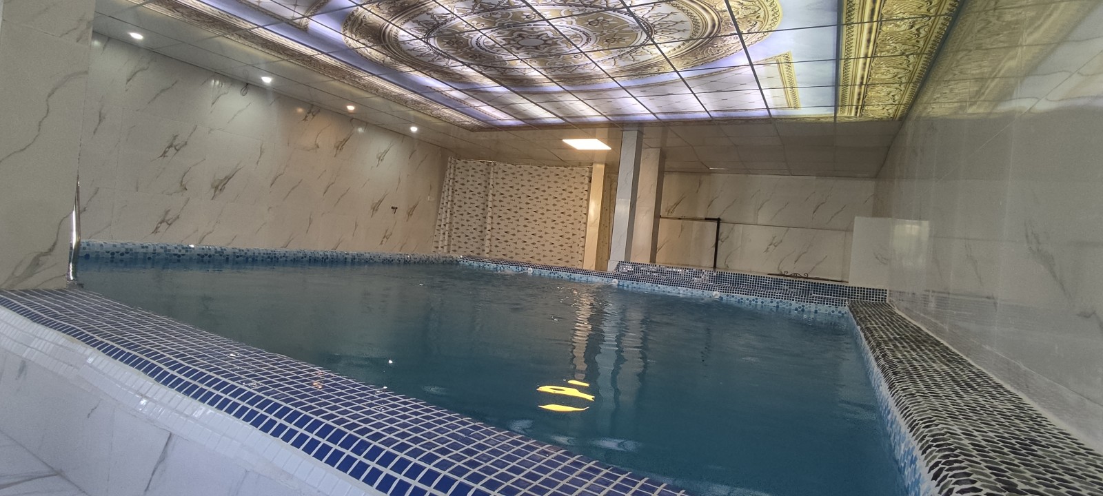 استخر استخر