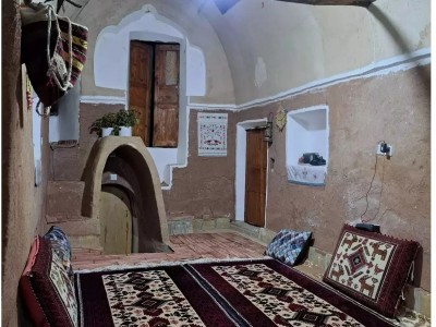 اقامتگاه بومگردی علمدار "اتاق10"