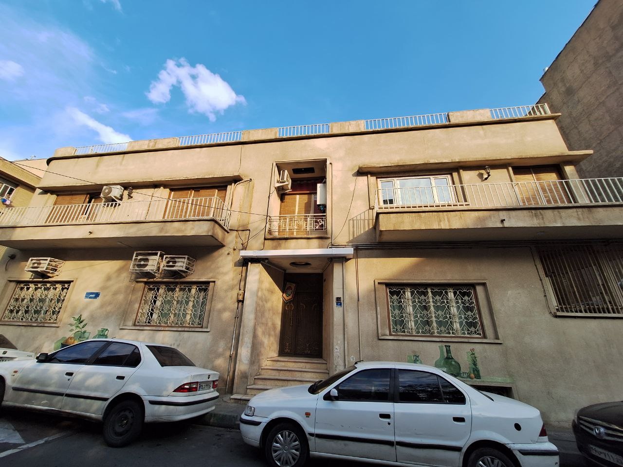 نمای ساختمان