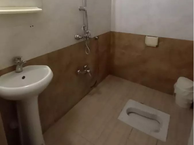 سرویس بهداشتی و حمام