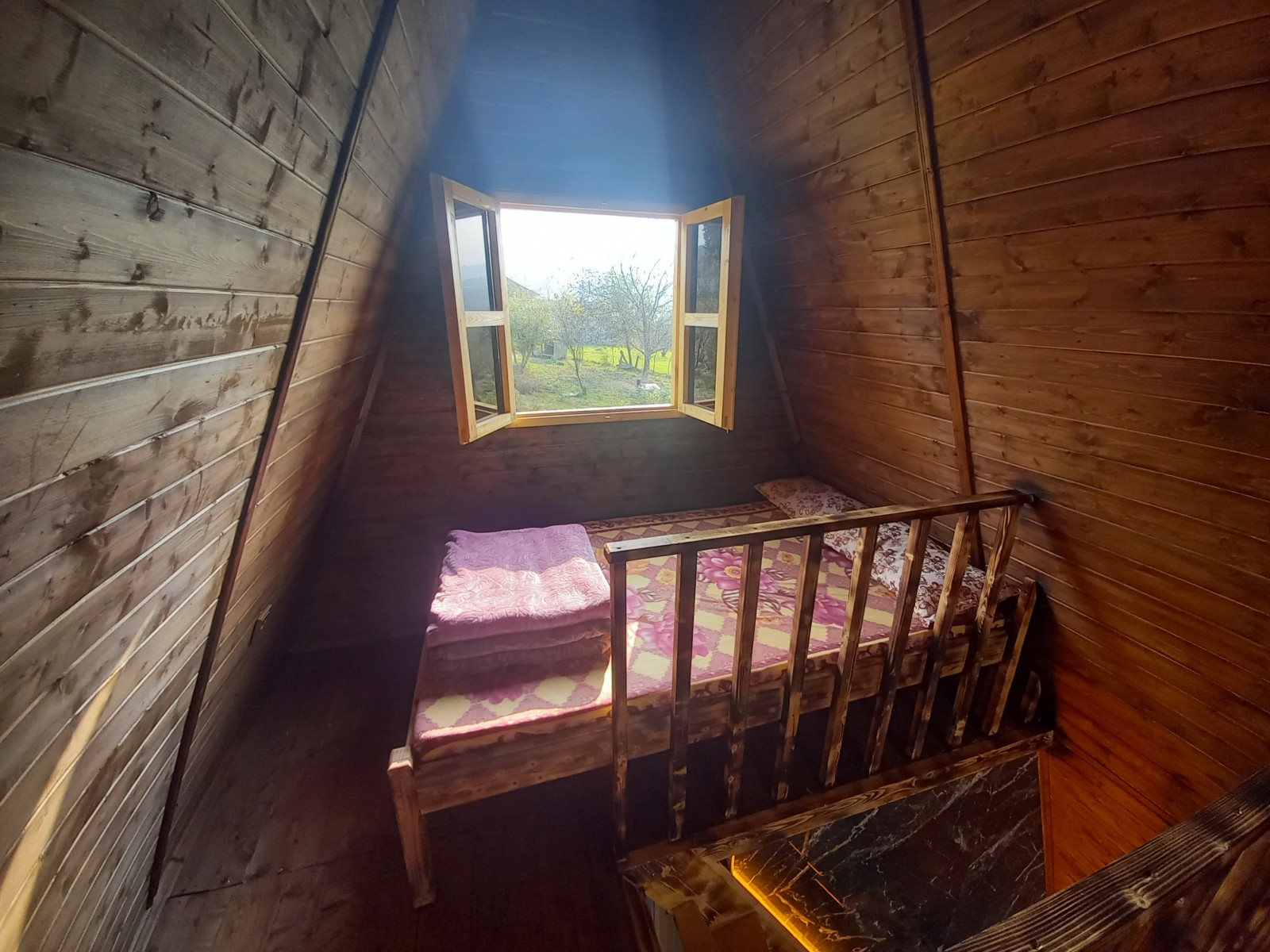 اتاق غیر مستر اتاق غیر مستر