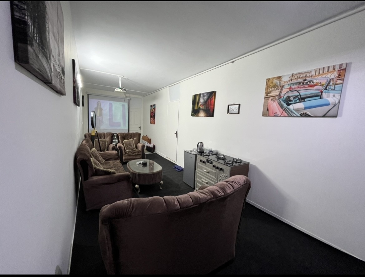 اتاق پذیرایی