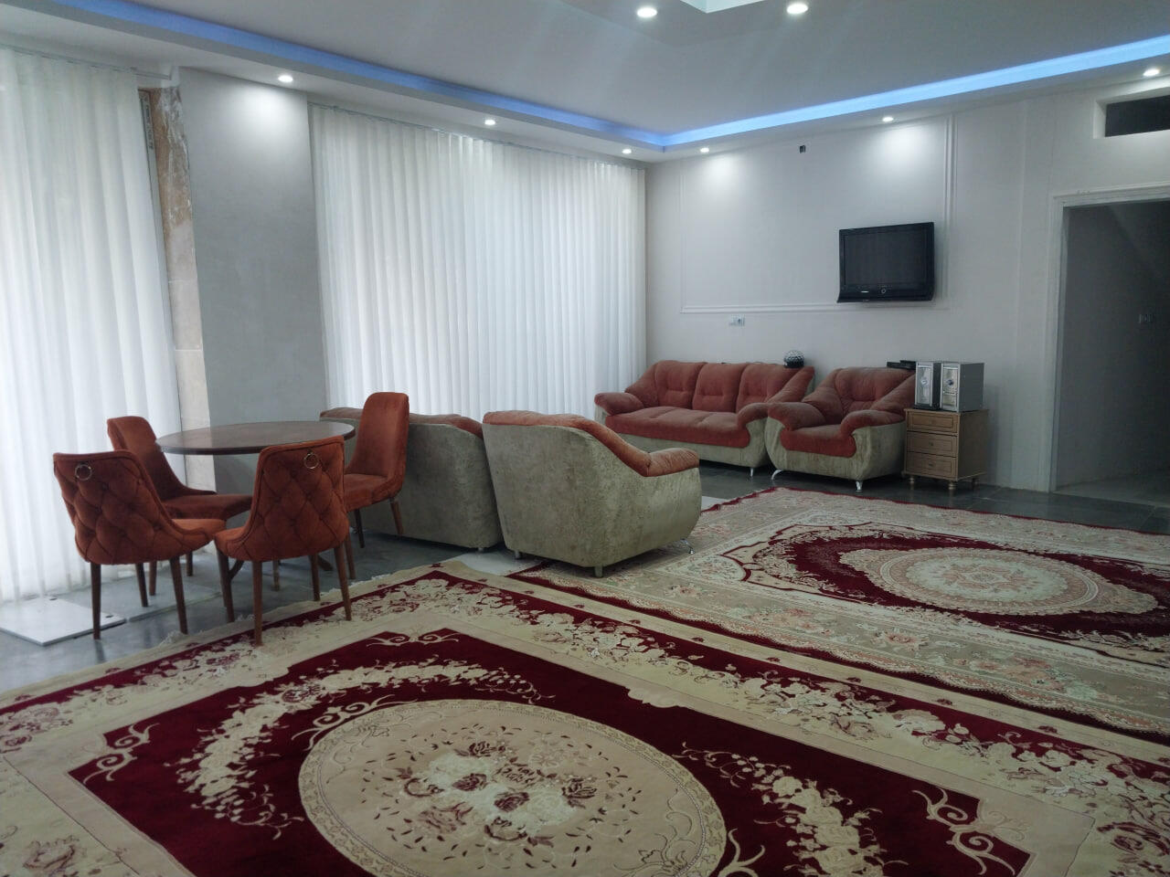اتاق پذیرایی