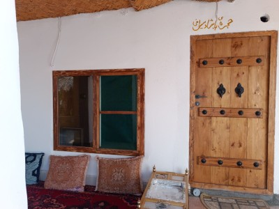 اقامتگاه بومگردی سیراف "اتاق بابشاد سیرافی"