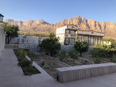باغ ویلای سه خوابه در مهریز
