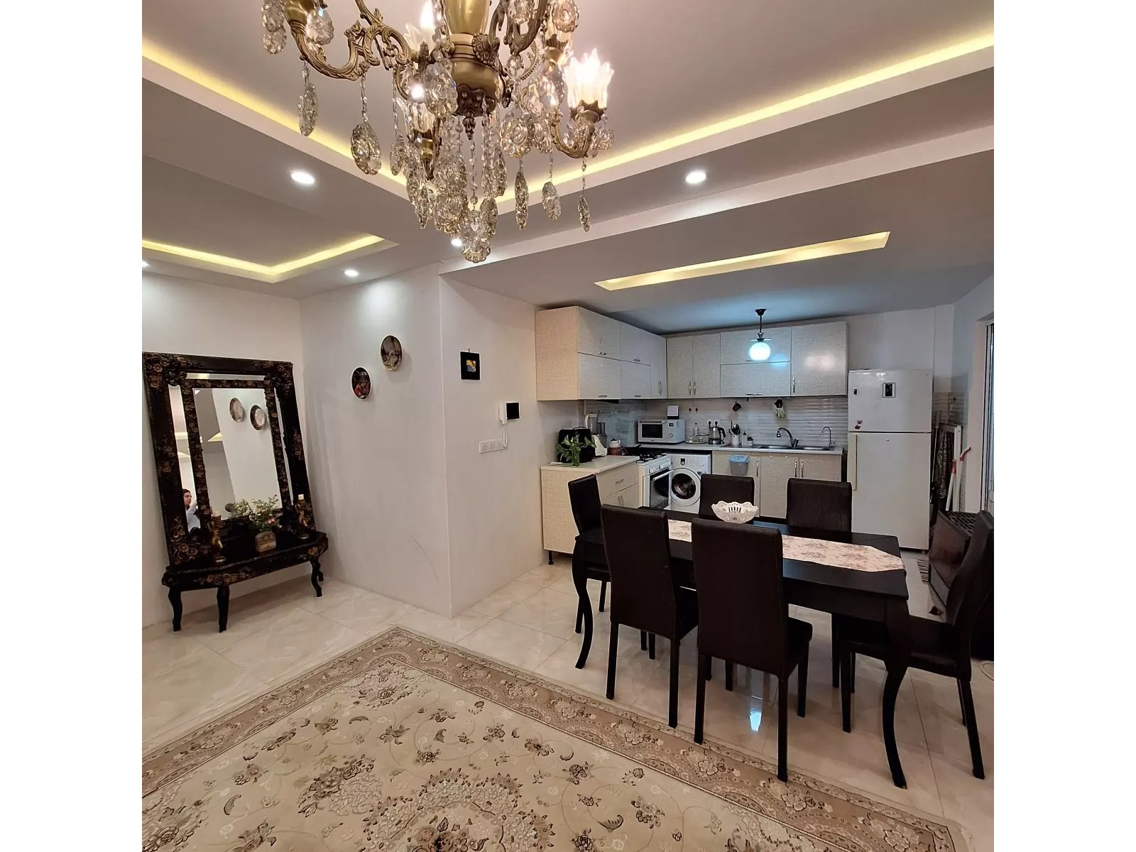 هال و اشپزخانه