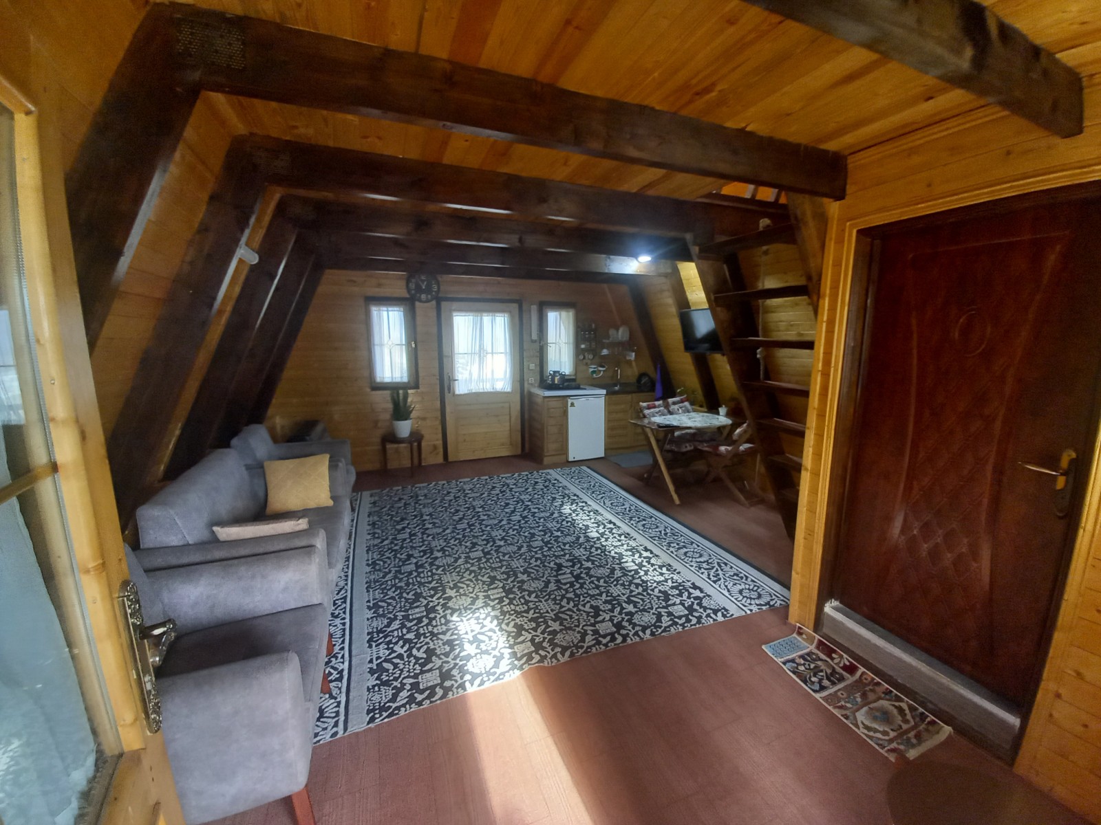 اتاق پذیرایی