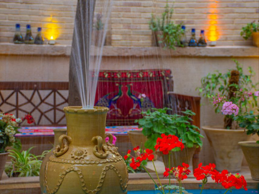 حیاط