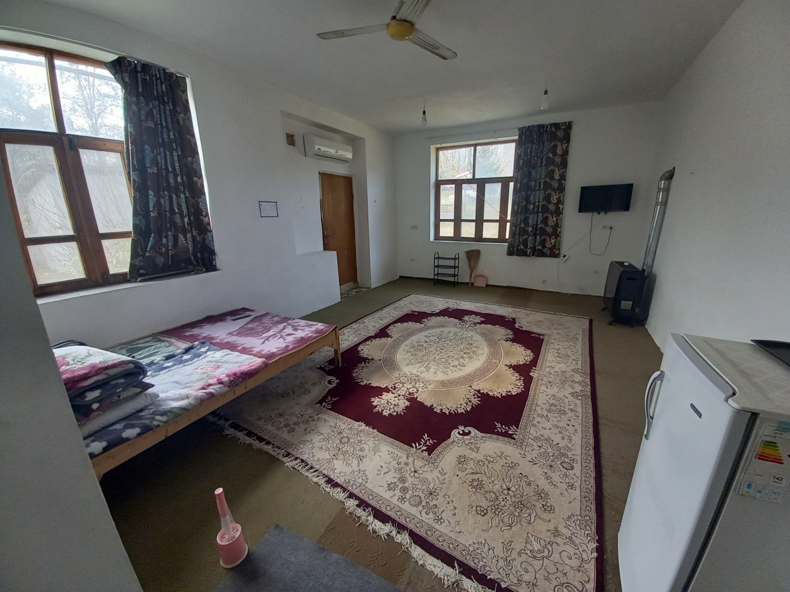 اتاق پذیرایی و خواب یکسره اتاق پذیرایی و خواب یکسره