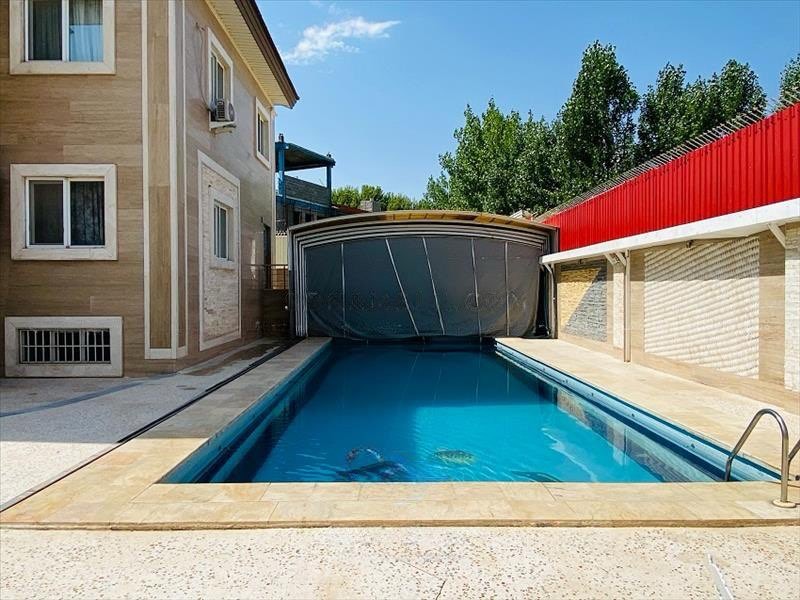 استخر استخر