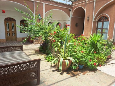 بوم گردی خالو عباس "اتاق حوض"