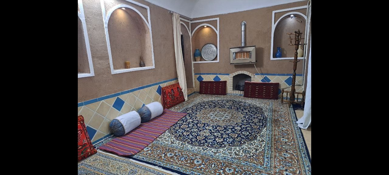 اتاق‌ پنج دری